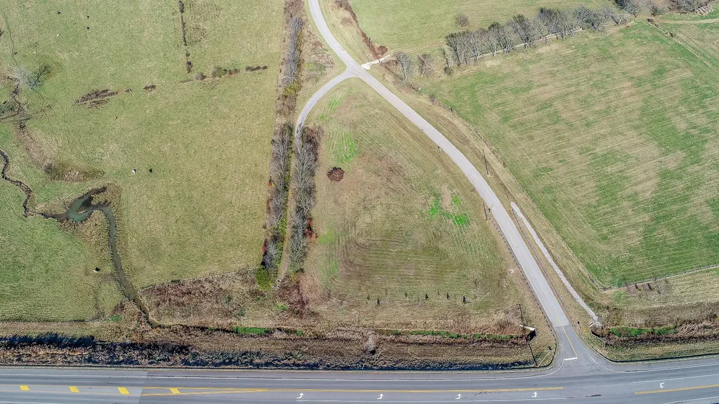 570 S Johnson Road Carlisle KY 40311
