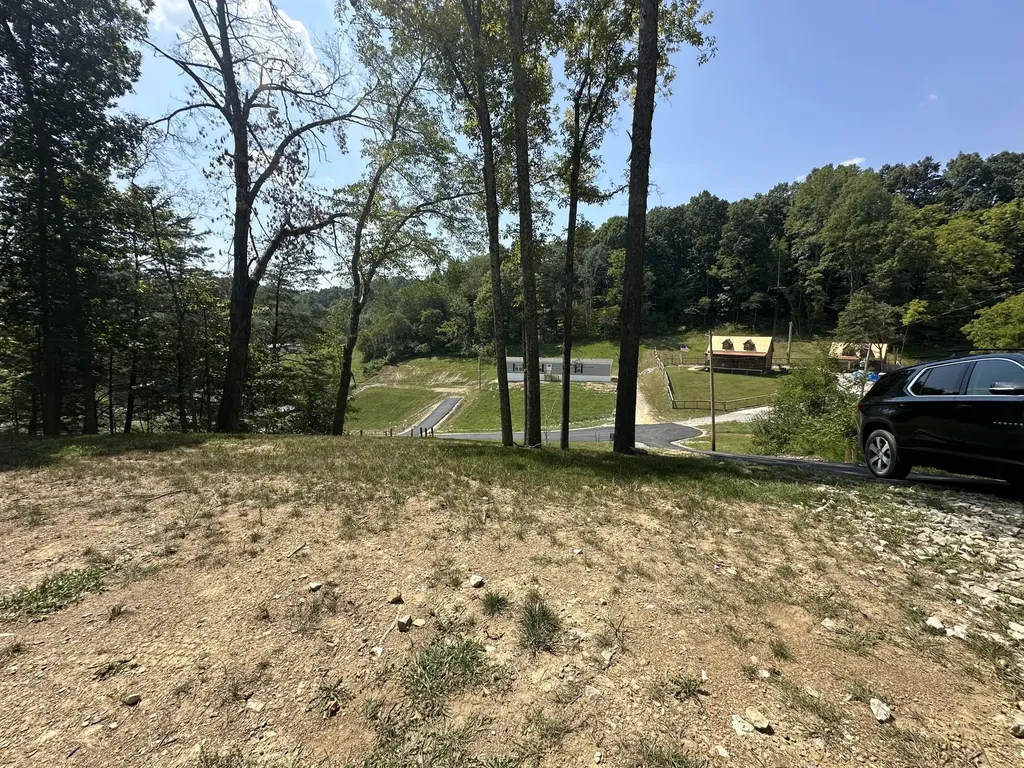 160 Lot 67 Bluestone Drive East Bernstadt KY 40729