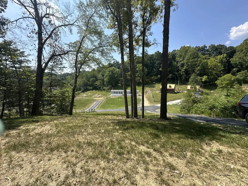 160 Lot 67 Bluestone Drive East Bernstadt KY 40729