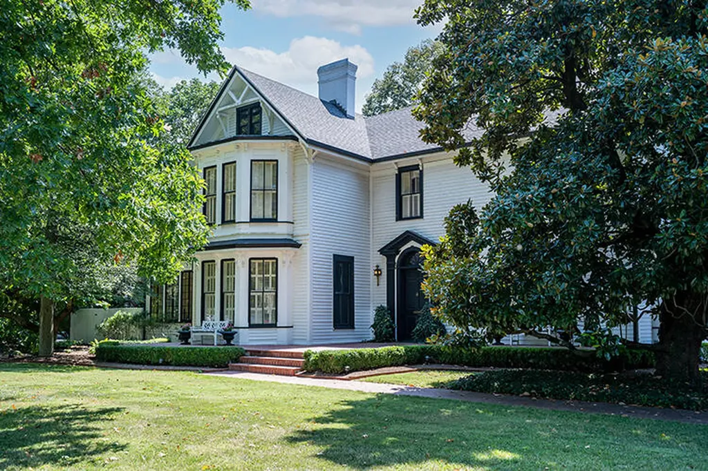 230 E Lexington Avenue Danville KY 40422