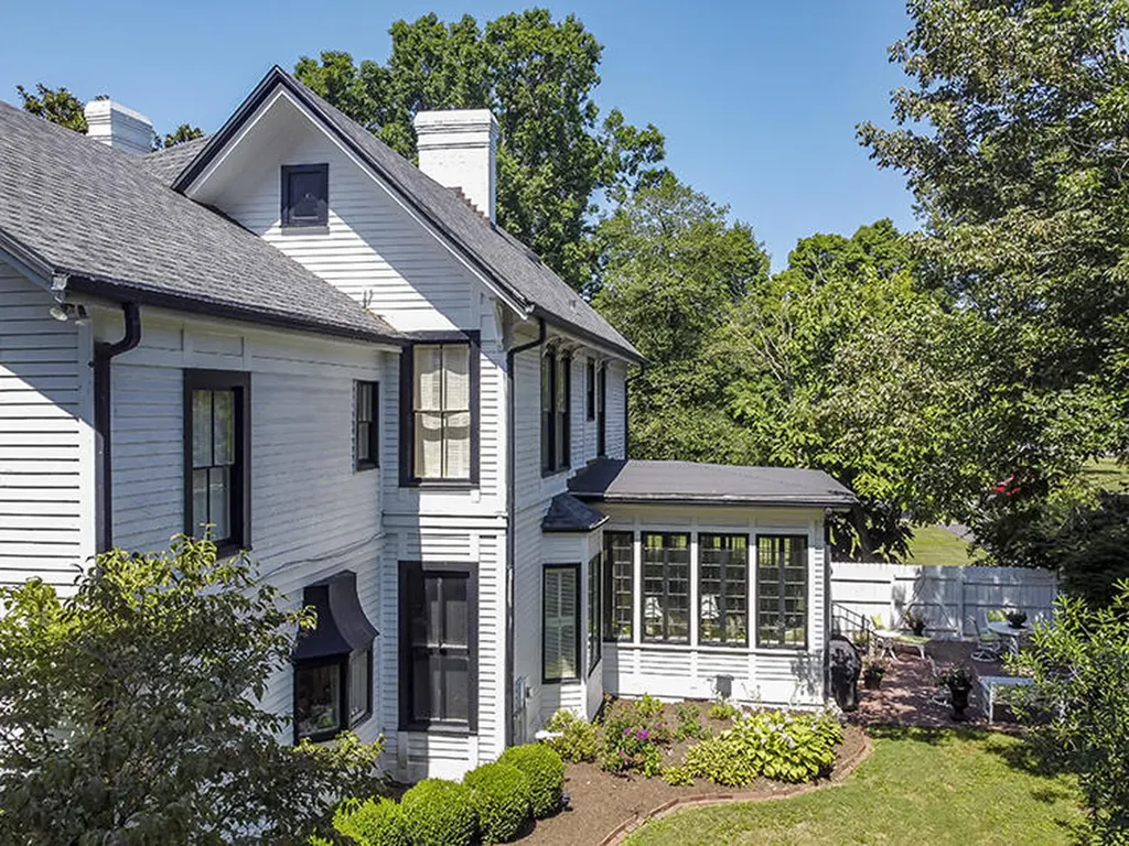 230 E Lexington Avenue Danville KY 40422