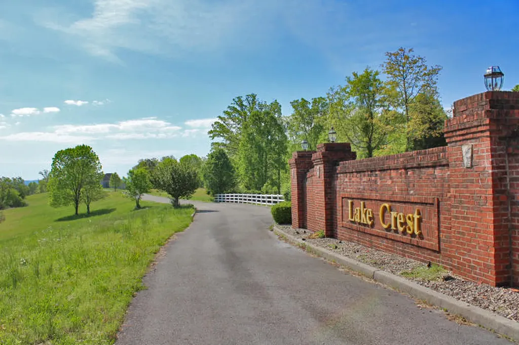 100 Lake Crest Drive Somerset KY 42503