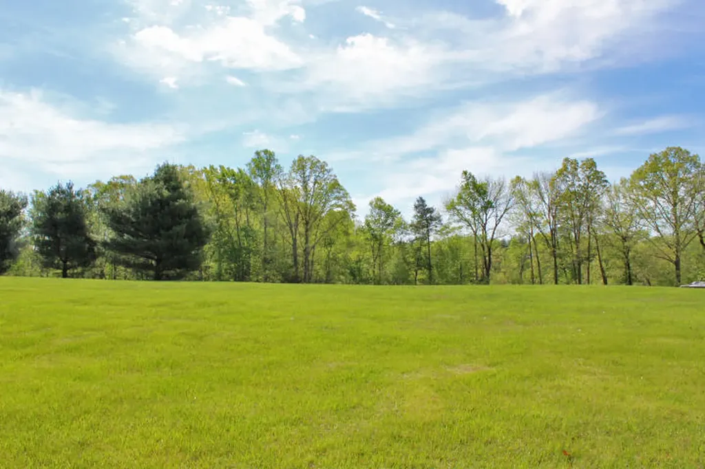 25 Laurelwood Lane Nancy KY 42544