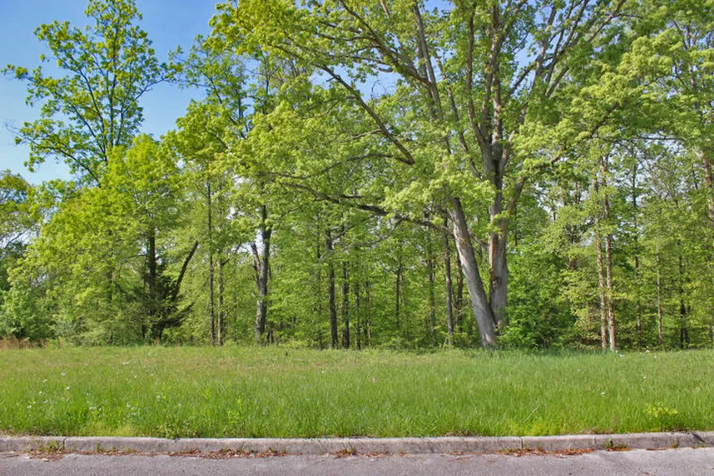 64 Lake Crest Drive Somerset KY 42503