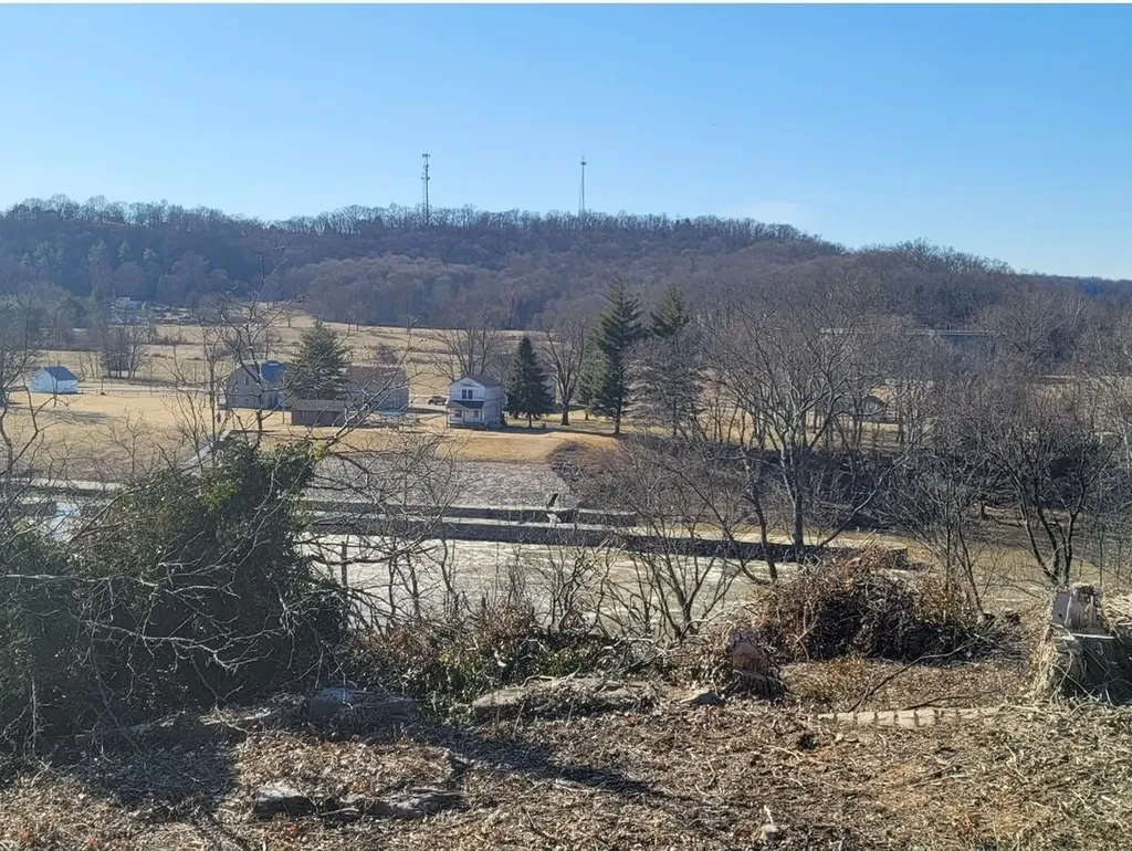 954 Wilkinson Frankfort KY 40601
