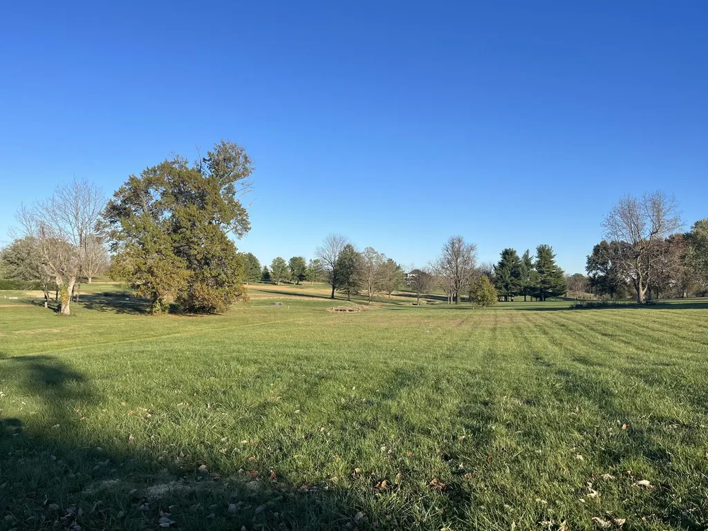 167-169 Colonial Way Danville KY 40422