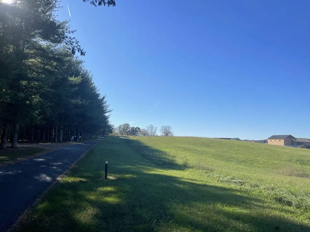 Lot 86 Edgewater Russell Springs KY 42642