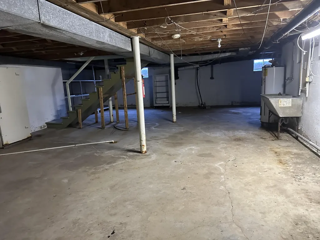 3271 Highway 27 Somerset KY 42501