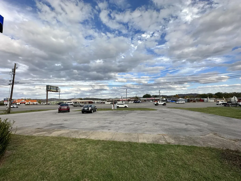 3271 Highway 27 Somerset KY 42501
