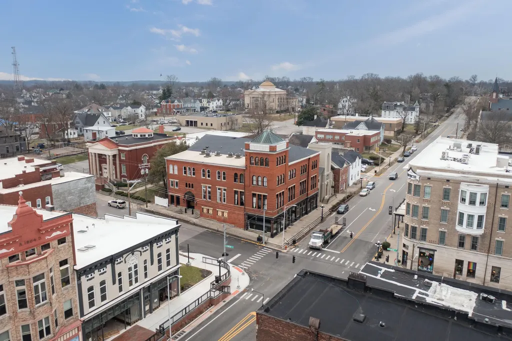 101 Main Winchester KY 40391