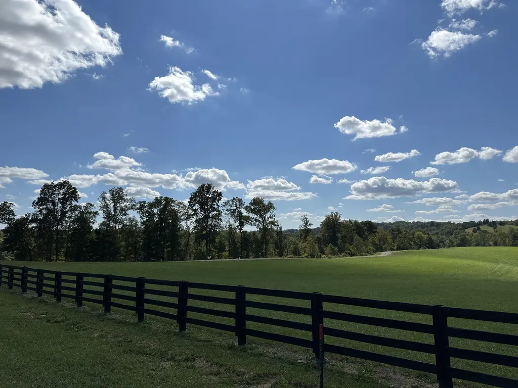 Lot 10 Baldwin Road Mckee KY 40447