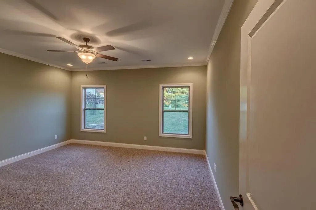28 Desha Drive Cynthiana KY 41031