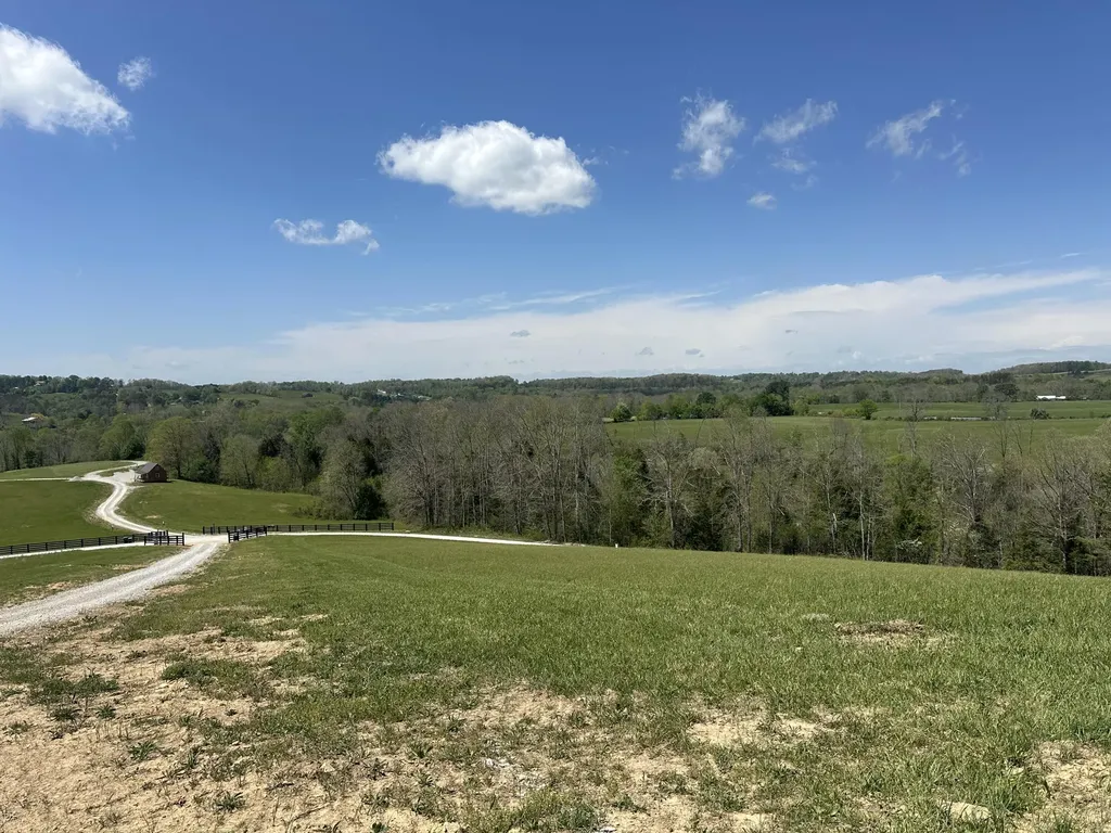 Lot 2 Baldwin Road Mckee KY 40447