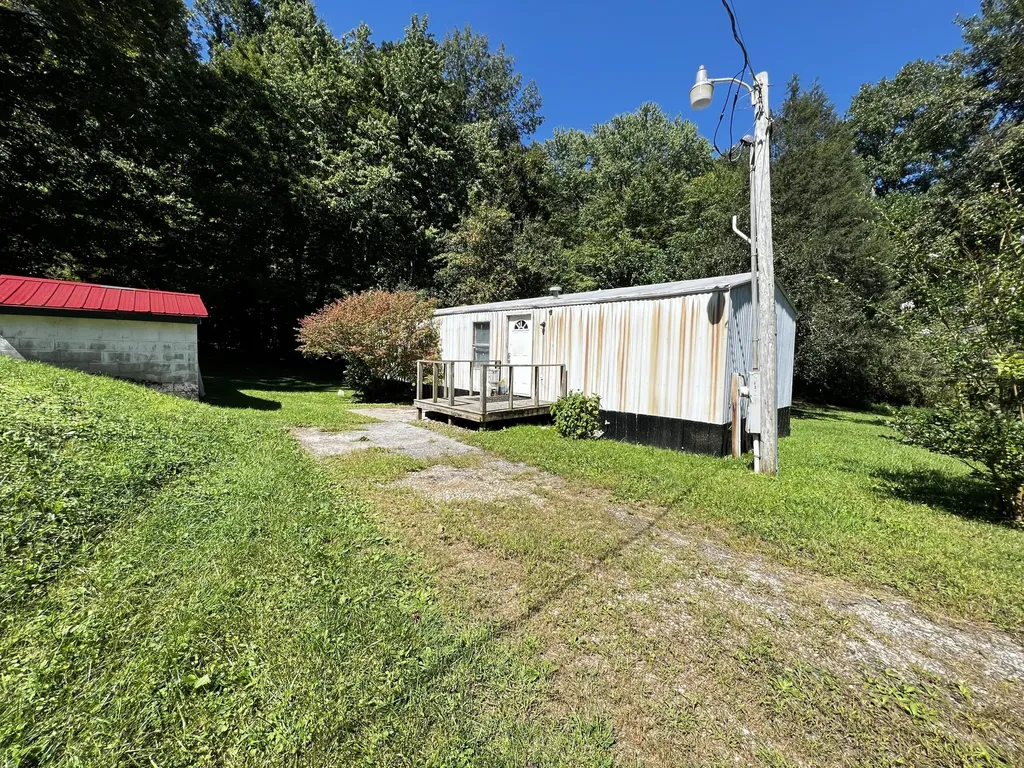 916 Highway 30 E. Tyner KY 40486