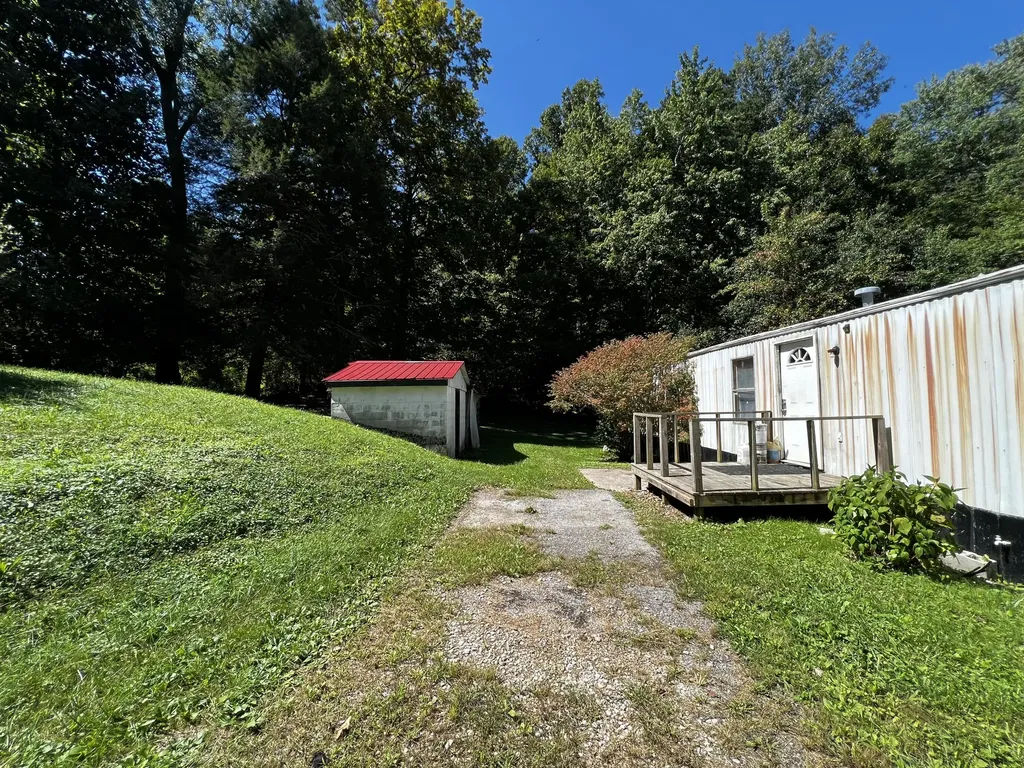 916 Highway 30 E. Tyner KY 40486