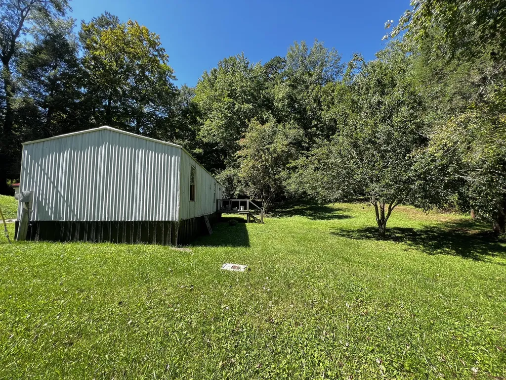 916 Highway 30 E. Tyner KY 40486