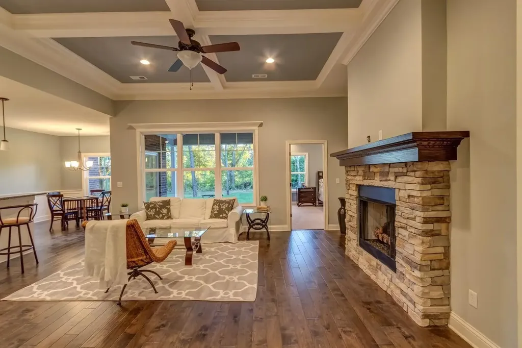 135 Westwoods Drive Georgetown KY 40324