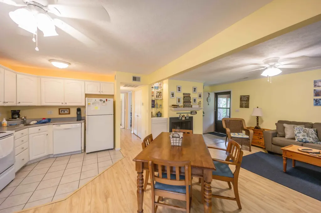 61-2 Woodson Bend Resort Bronston KY 42518