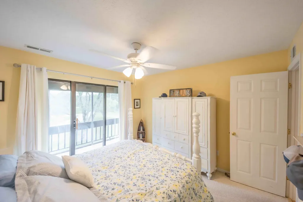 61-2 Woodson Bend Resort Bronston KY 42518