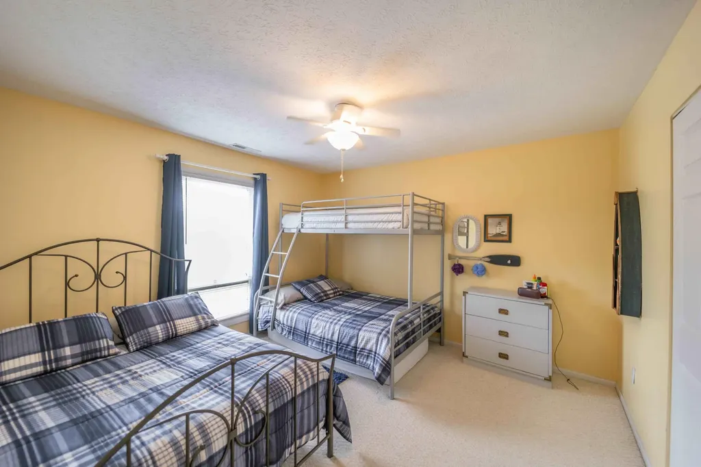 61-2 Woodson Bend Resort Bronston KY 42518