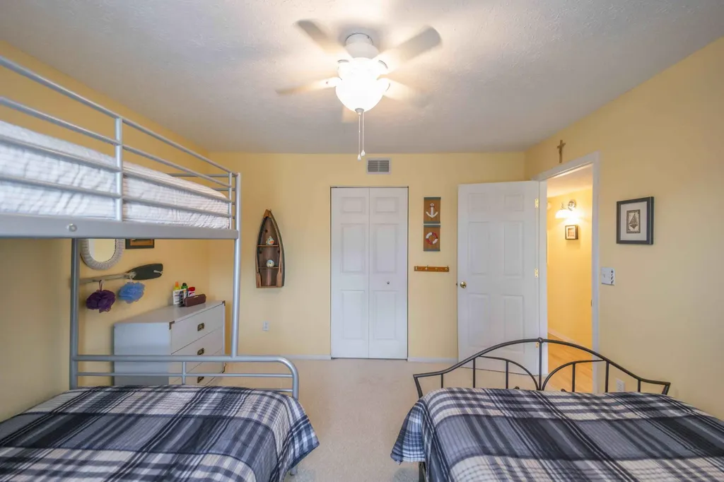 61-2 Woodson Bend Resort Bronston KY 42518