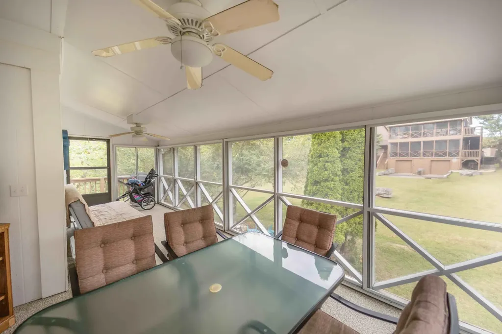 61-2 Woodson Bend Resort Bronston KY 42518