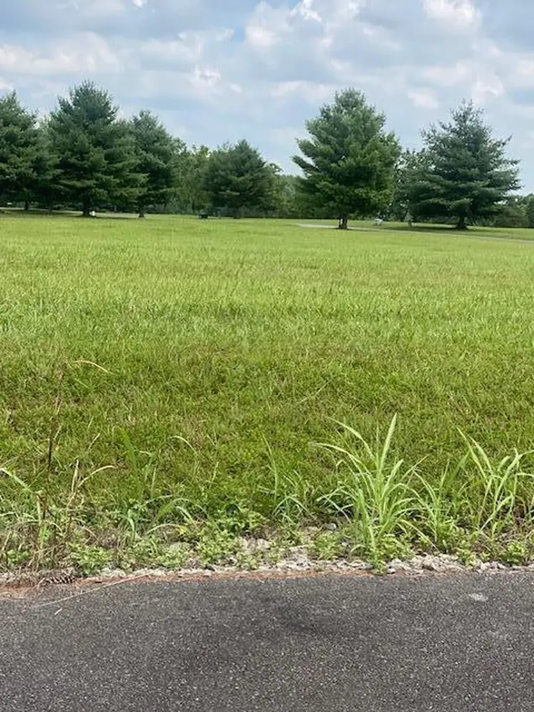 112 Parks Ridge Subdivision Russell Springs KY 42642