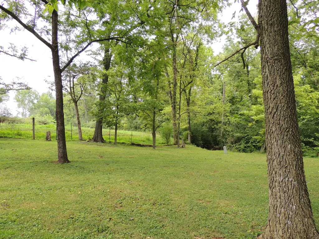00 Cherry Lane Frankfort KY 40601