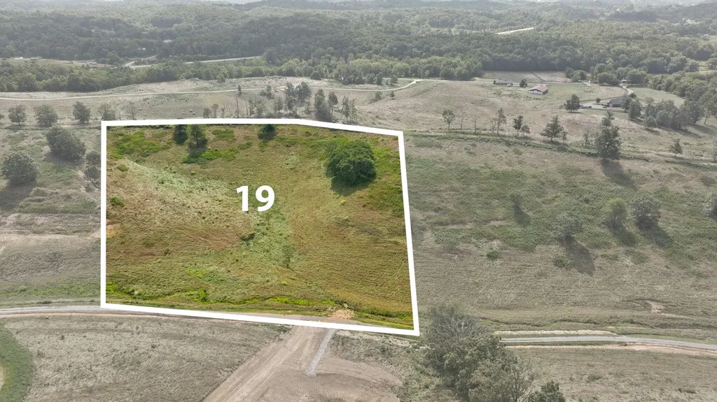 Tract 19 Pittsburg Landing Road London KY 40741