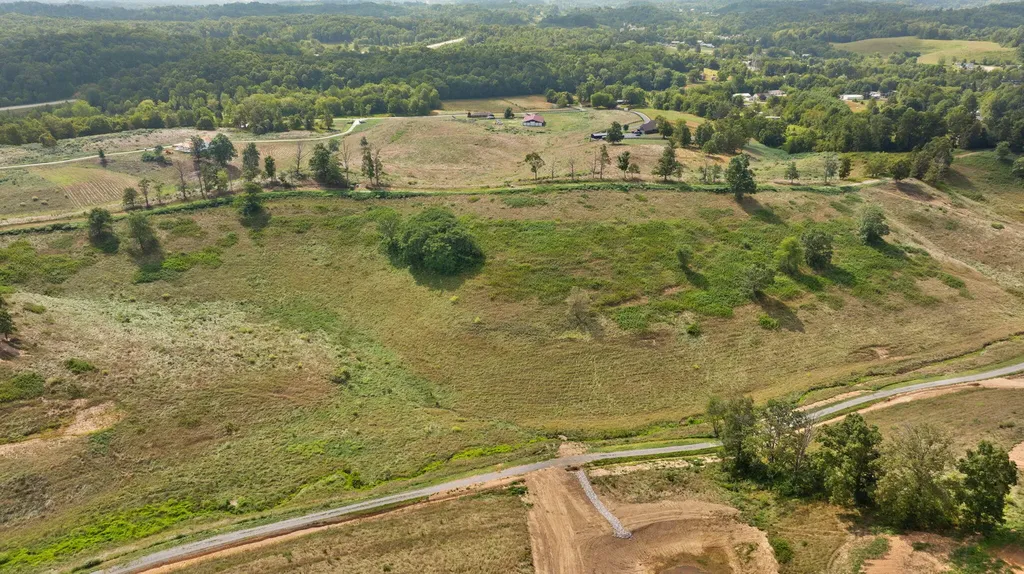 Tract 19 Pittsburg Landing Road London KY 40741