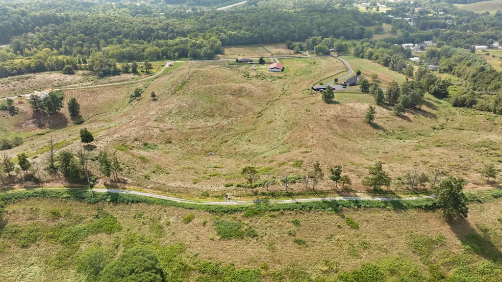 Tract 18 Pittsburg Landing Road London KY 40741