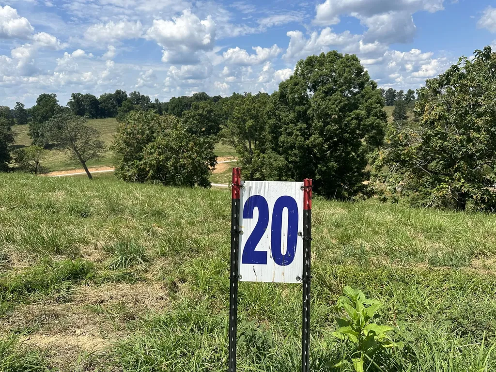 Tract 20 Pittsburg Landing Road London KY 40741