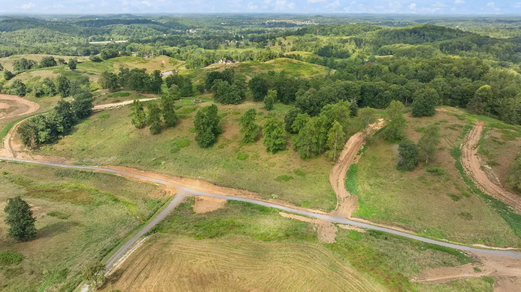 Tract 21 Pittsburg Landing Road London KY 40741