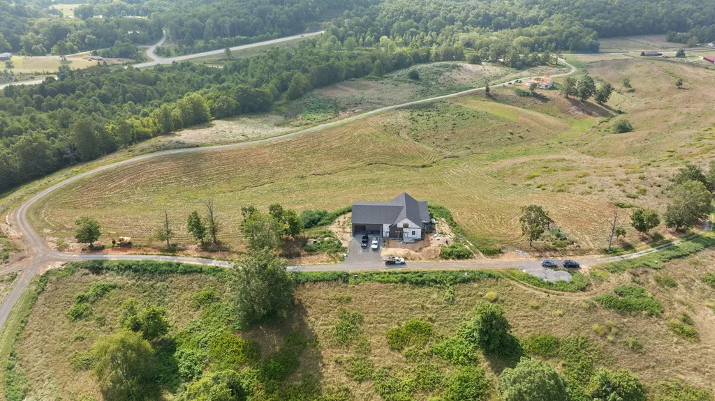 Tract 21 Pittsburg Landing Road London KY 40741