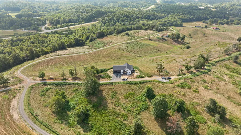 Tract 21 Pittsburg Landing Road London KY 40741