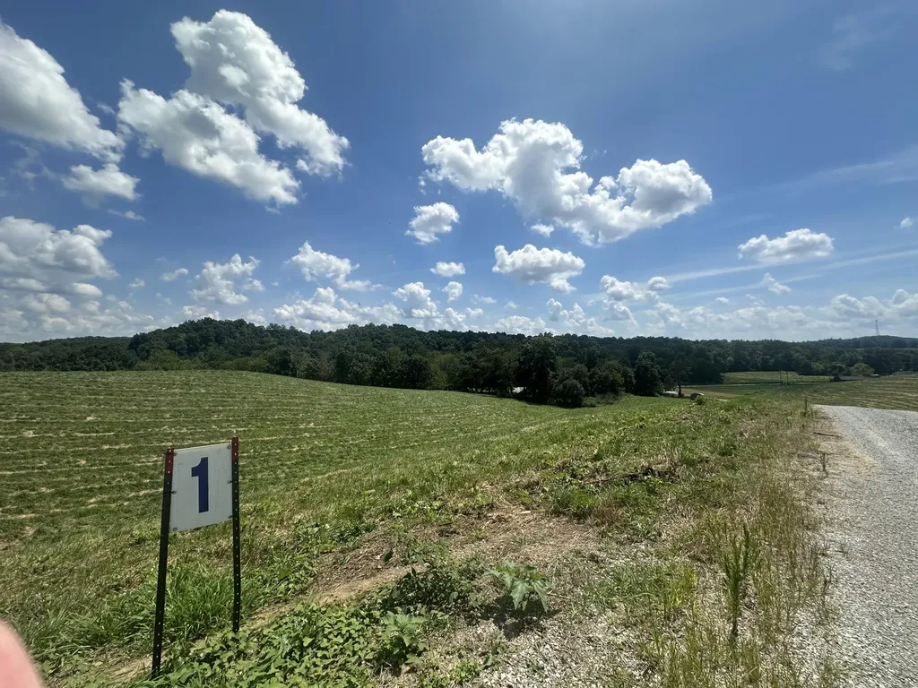 Tract 1 Pittsburg Landing Road London KY 40741