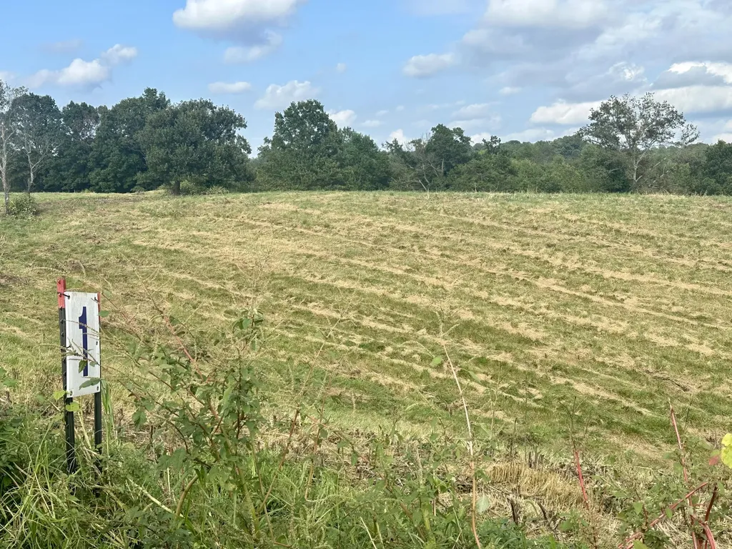 Tract 1 Pittsburg Landing Road London KY 40741