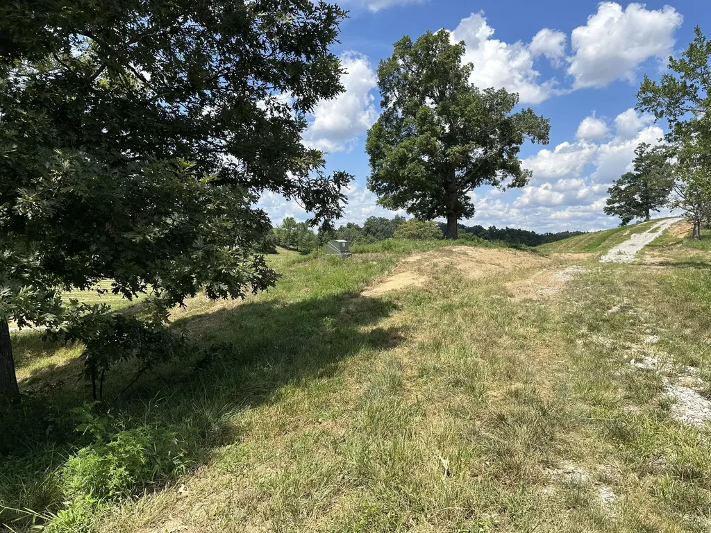 Tract 16 Pittsburg Landing Road London KY 40741
