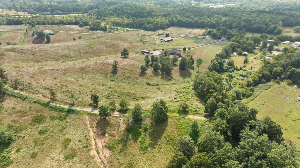 Tract 16 Pittsburg Landing Road London KY 40741
