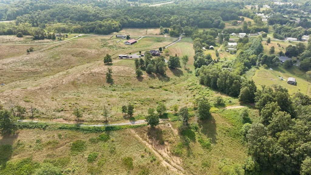 Tract 15 Eagle Landing Road London KY 40741