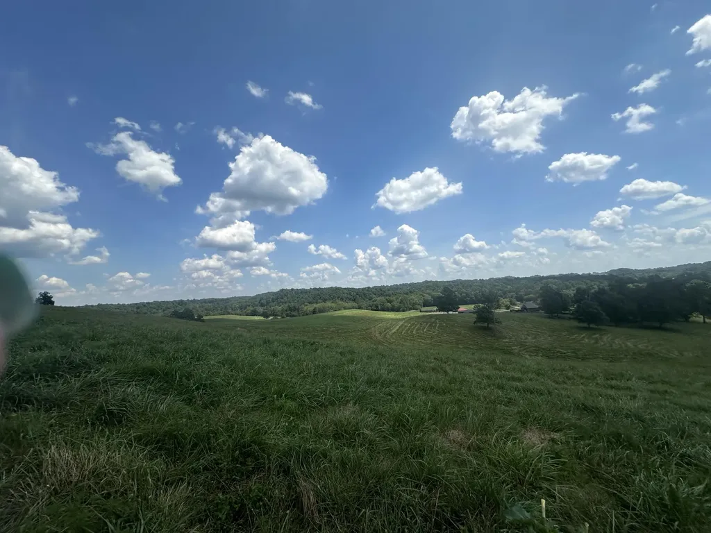 Tract 15 Eagle Landing Road London KY 40741