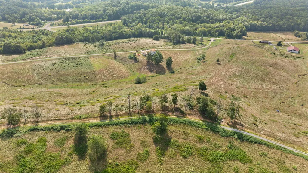Tract 11 Eagle Landing Road London KY 40741