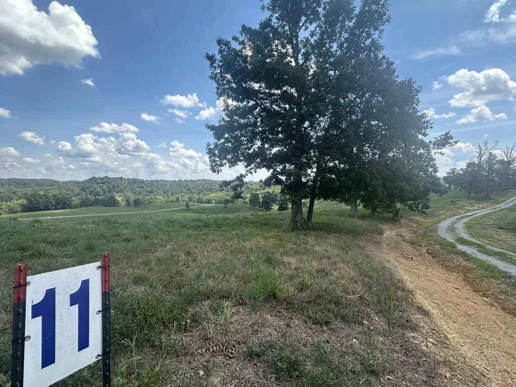 Tract 11 Eagle Landing Road London KY 40741