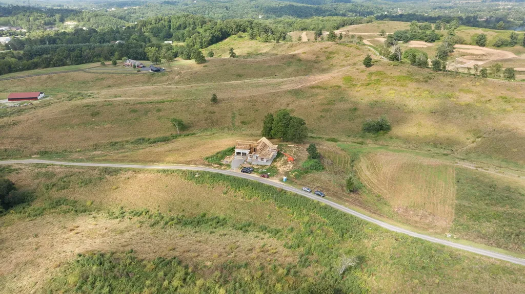 Tract 12 Pittsburg Landing Road London KY 40741