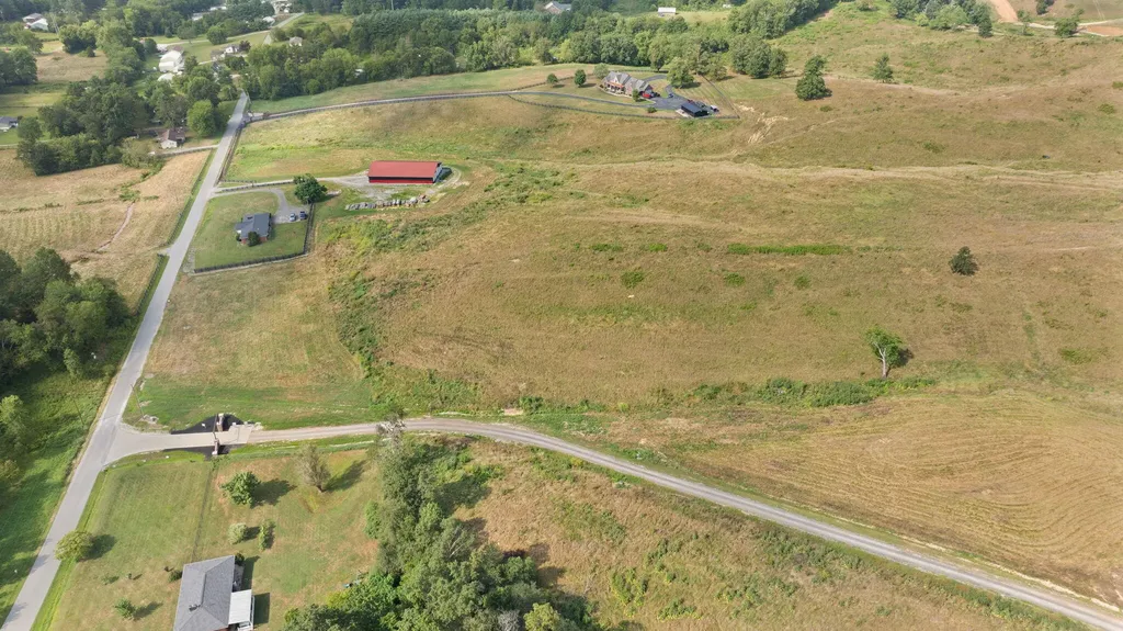 Tract 12 Pittsburg Landing Road London KY 40741