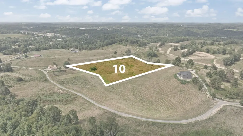 Tract 10 Eagle Landing Road London KY 40741