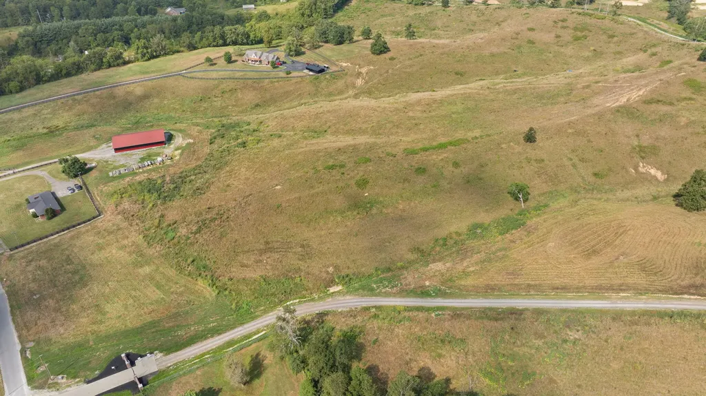 Tract 10 Eagle Landing Road London KY 40741