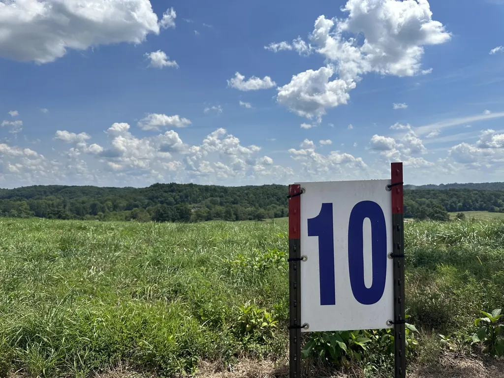 Tract 10 Eagle Landing Road London KY 40741