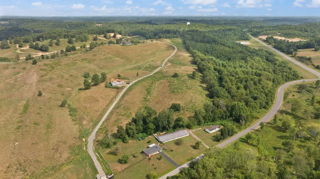 Tract 10 Eagle Landing Road London KY 40741