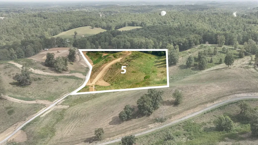 Tract 5 Hawk Landing Road London KY 40741